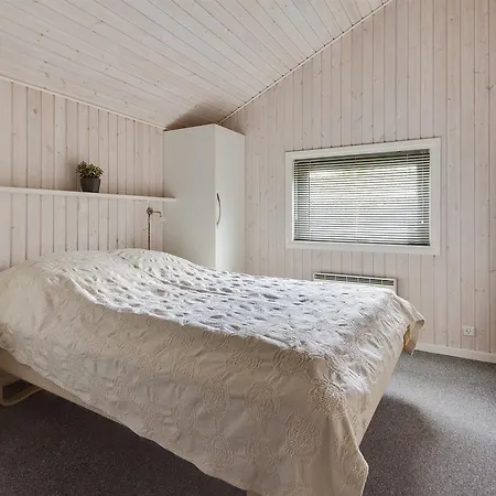 Holiday home Three-bedroom Holiday In *