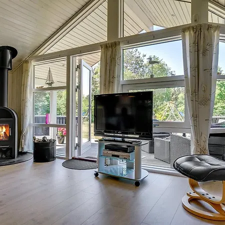 Three-bedroom Holiday In Holiday home Hals